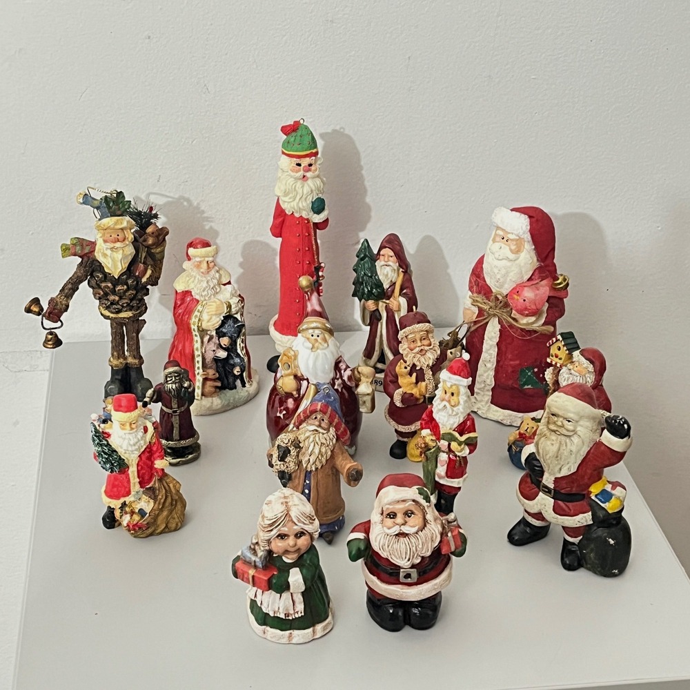 Mixed 15pc  Santa Claus Figurine Lot‎  Multicolor Vintage Style Holiday Decor